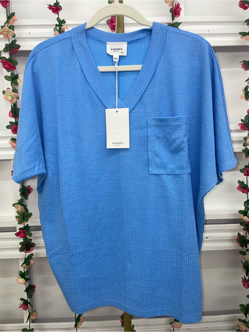 ANDREE BY UNIT Ocean Blue V-Neck Waffle Knit Short Sleeve Shirt